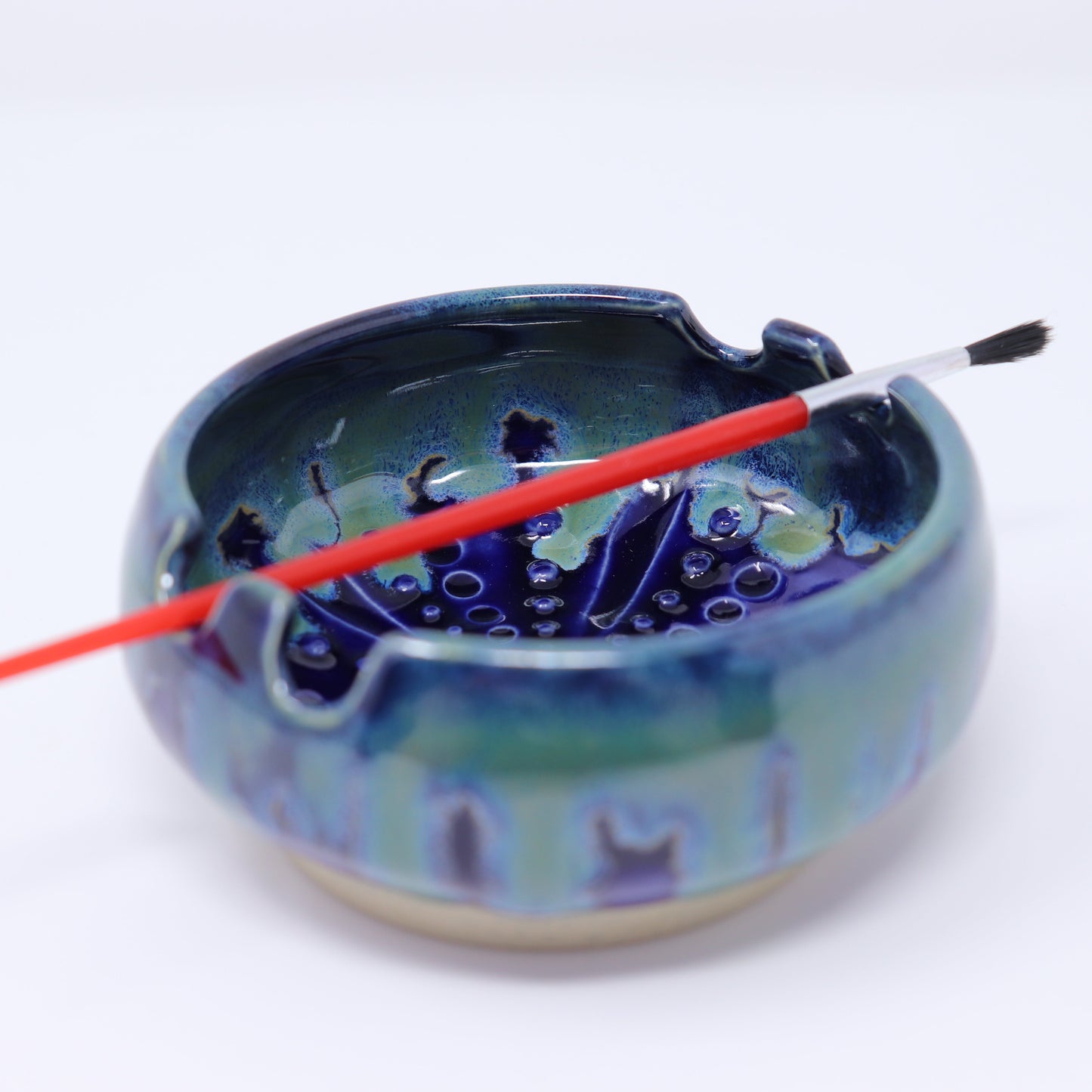 Urchin Design Brush Bowl